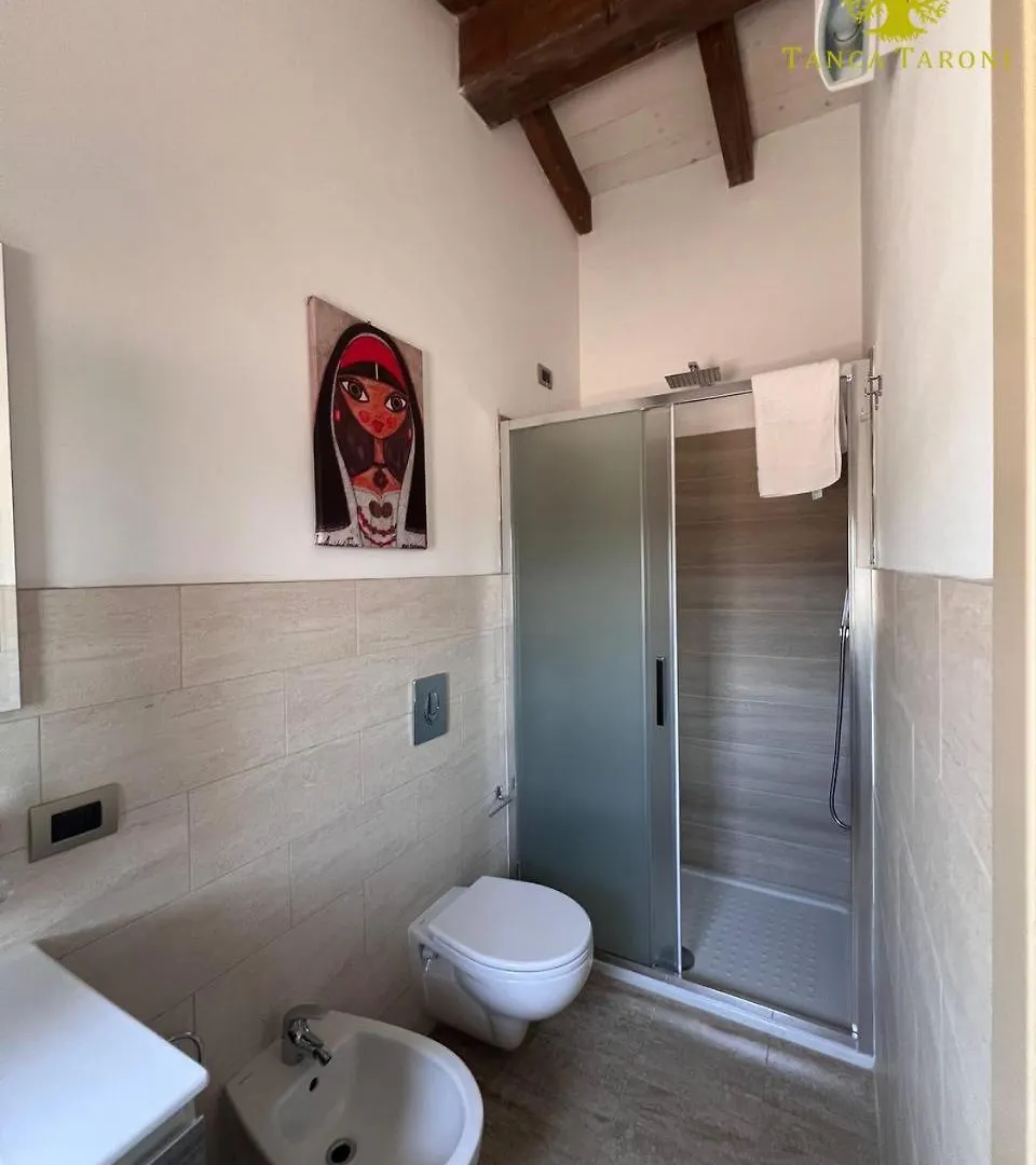 Agriturismo Bed And Breakfast Tanca Taroni Telti Italië