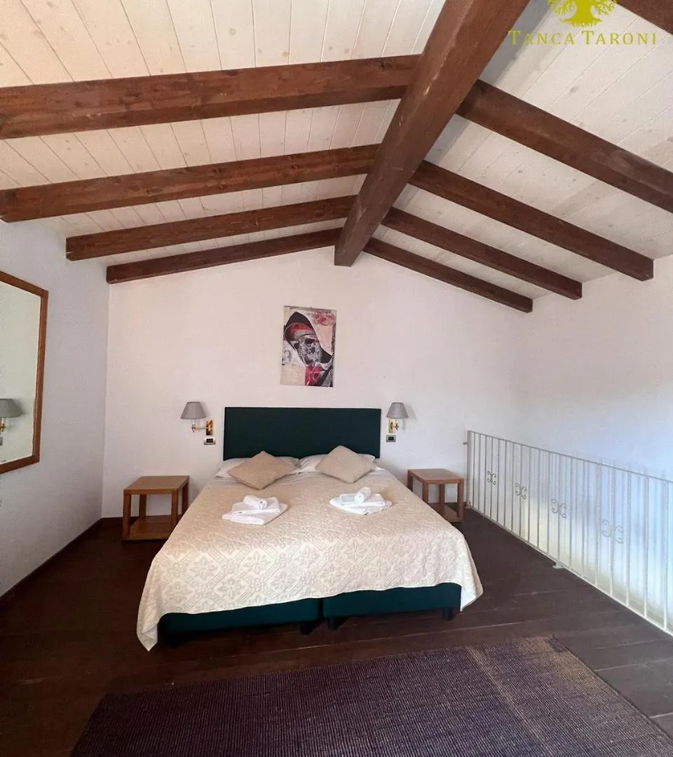 Agriturismo Bed And Breakfast Tanca Taroni Telti 0*,